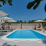 Tome-3 By Interhome Daire *