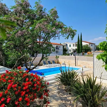 Apartman Tome - Vir132 By Interhome